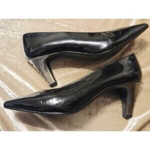 Mina Black Stiletto Pointed Toe Shoes Leather Made Spain Sz 9 M Heel Med Comfy